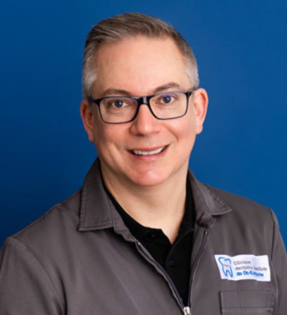 Dr Eric Lacouture, dentiste, Clinique dentaire familiale de St-Eustache - Photo portrait