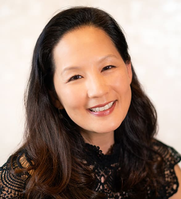 Dr. Dawn Jung-Doddington, Dentist in Image Smiles Dental - Portrait Photo