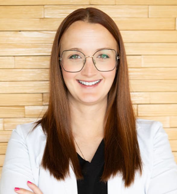 Dr. Kelsey Ross, Dentist in Emerald Park Dental Clinic - Portrait Photo