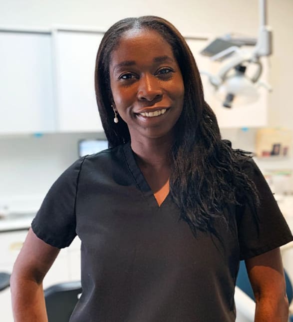 Dre Rachel Babajide Leclerc, dentiste, Clinique Dentaire Massé et Rioux - Photo portrait