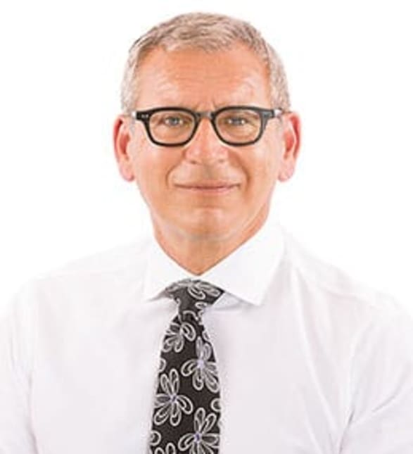 Dr. Gary Kerhoulas, Dentist in Kerhoulas Dental Rosedale - Portrait Photo