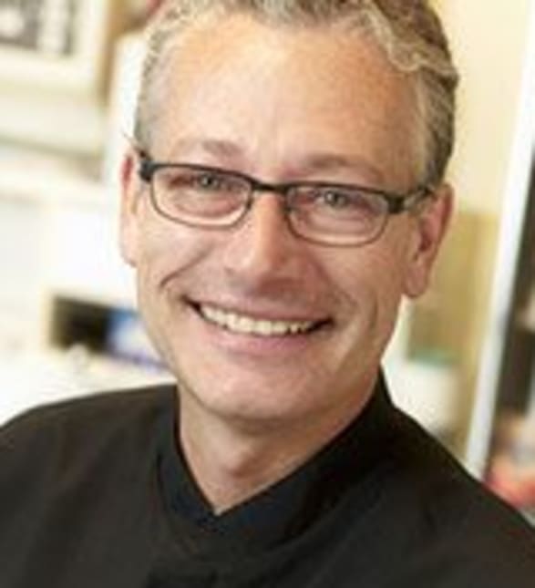 Dr Pierre Viau, dentiste, Centre Dentaire Pierre Viau - Photo portrait