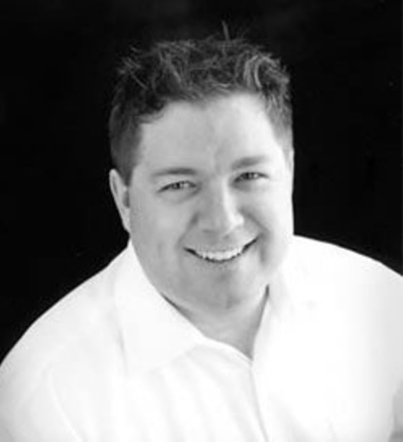 Dr. Thayne Blunston, Dentist in Blunston Dental Group - Portrait Photo