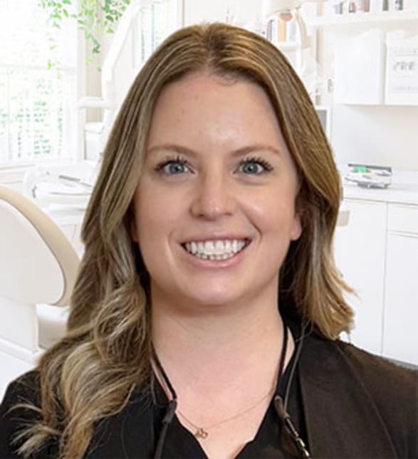 Dr. Maxine Scripnick, Dentist in Hollinger Dental Group - Portrait Photo