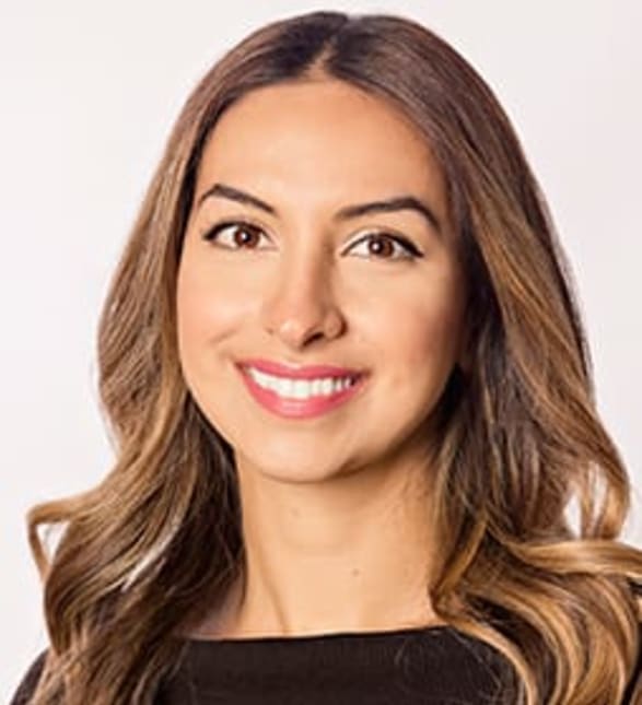 Dr. Elly Hosseini, Dentist in Toddlers to Teens Dental - Winnipeg - Portrait Photo