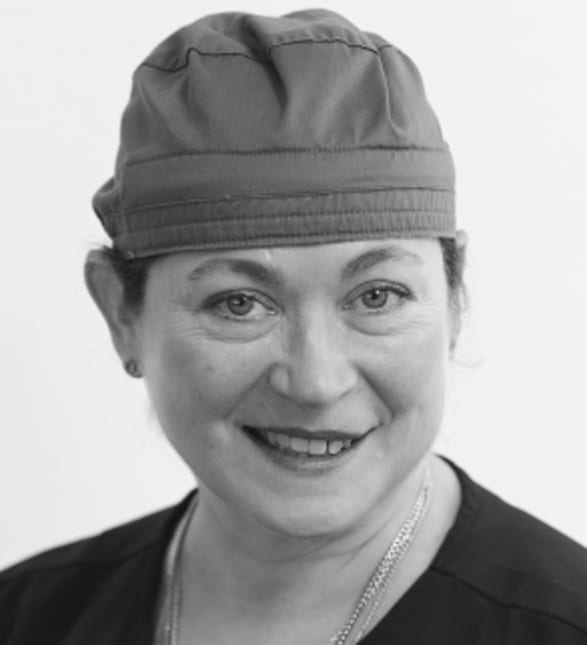 Dr. Cheryl Roberts, Dentist in Collingwood Dental Centre - Portrait Photo