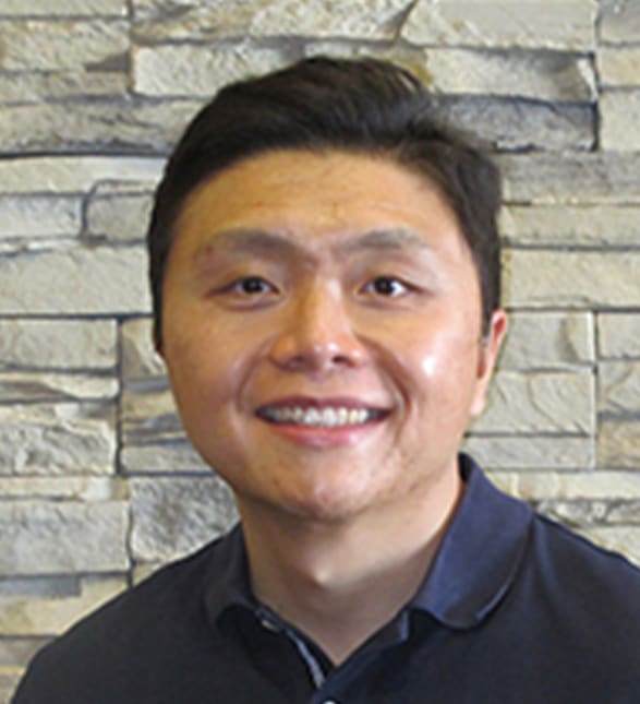 Dr. Eric Tang, Dentist in Deer Valley Dental Care - Portrait Photo