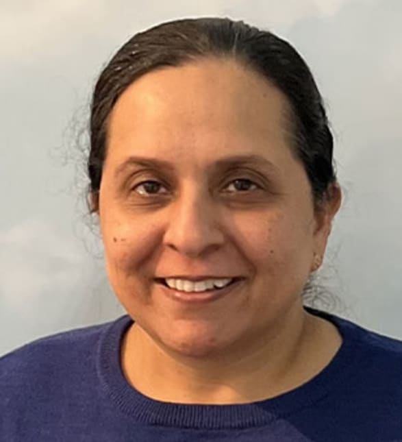 Dr. Manmeet Kuckreja, Dentist in Bridlewood Dental - Portrait Photo