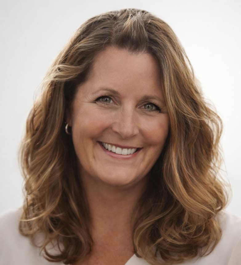 Dr. Sandi Endersby-Beekman, Dentist in Greentree Dental - Portrait Photo