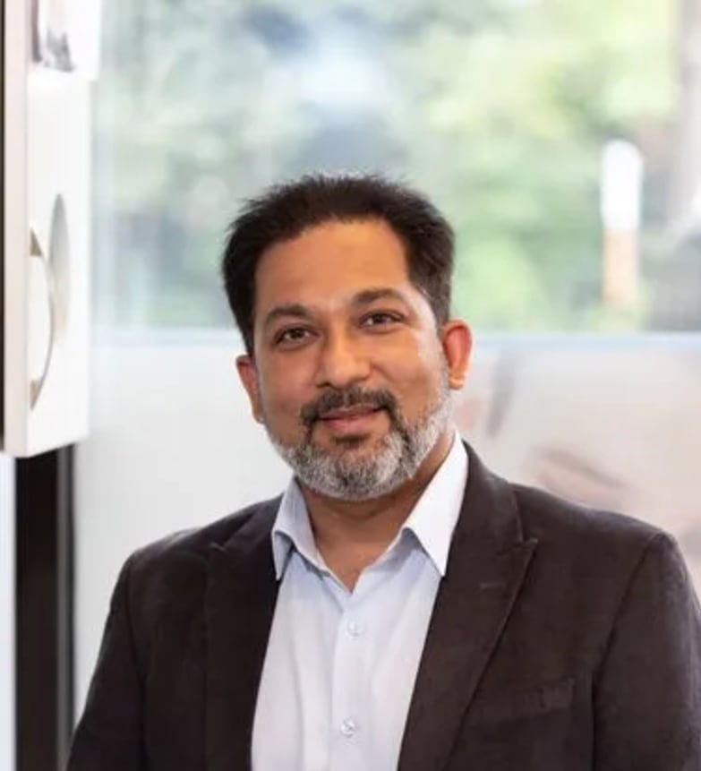 Dr. Saurabh Chhabra, Dentist in York Lanes Dental - Portrait Photo