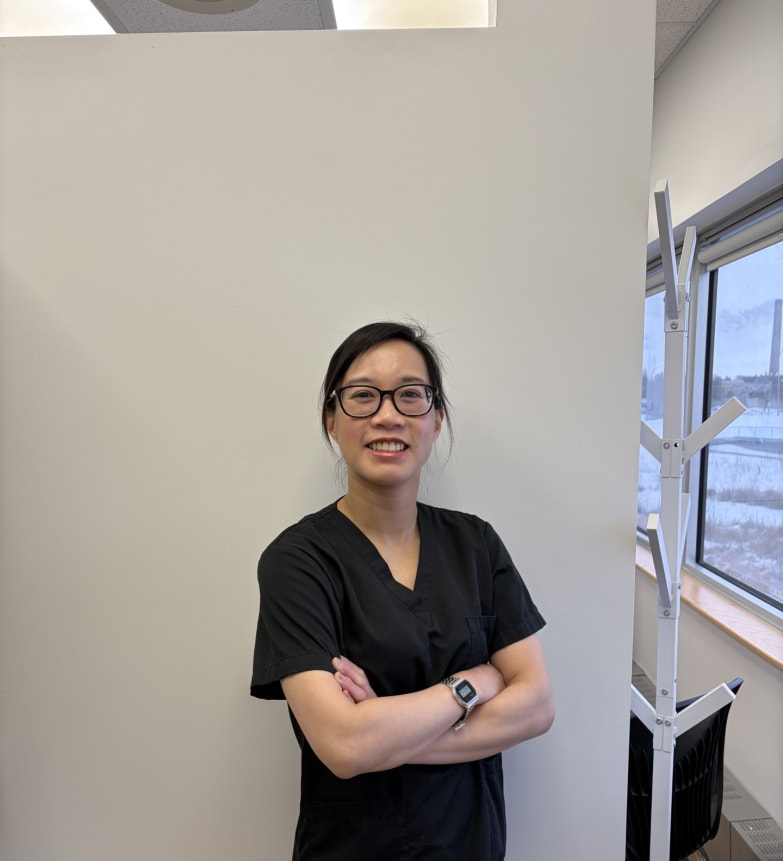 Dr. Veronica Lau, Dentist in Sturgeon Creek Dental - Portrait Photo