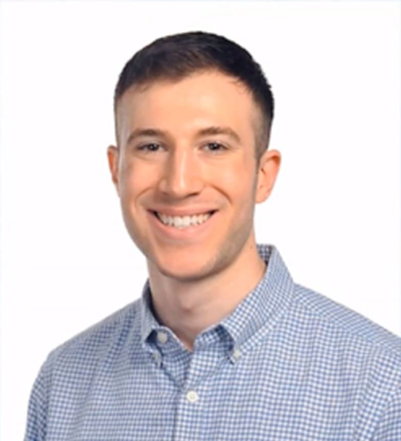 Dr. Ryan Lichtblau, Dentist in O'Connor Dental Centre - Portrait Photo