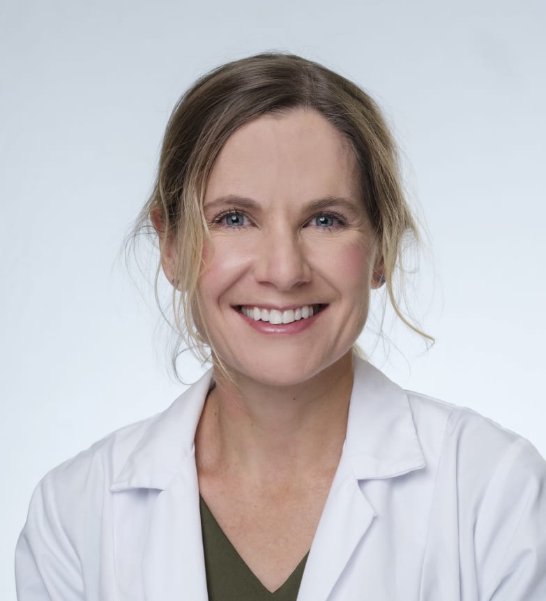 Dr. Lizelle Craib, Dentist in Warmland Dental - Portrait Photo