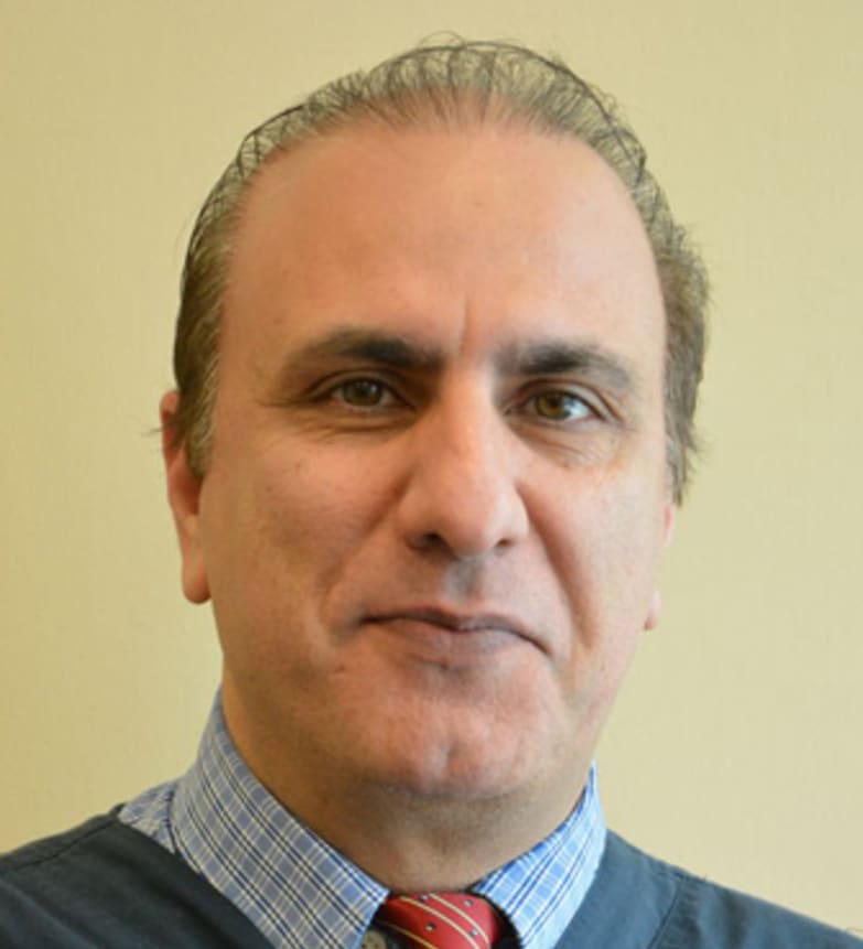 Dr. Mohammad Saade, Dentist in Aspen Springs Dental Centre - Portrait Photo