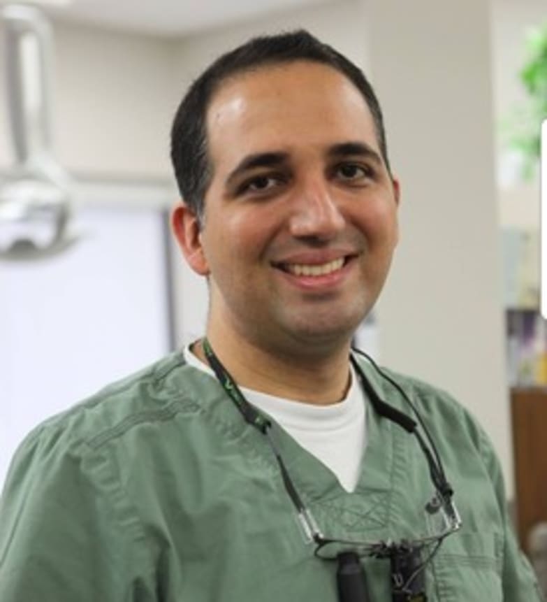 Dr. Shahzad Atashband, Dentist in Ellerslie Dental Studio - Portrait Photo