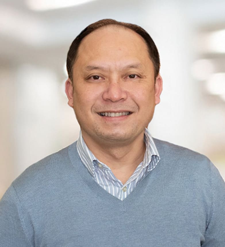 Dr. Minh LeHa, Dentist in Gloucester Dental Centre - Portrait Photo