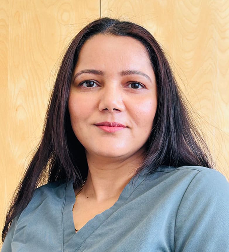 Dr. Sarabjeet Kaur, Dentist in MarPark Dental Care - Portrait Photo