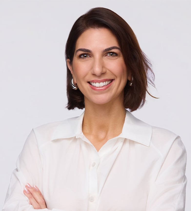 Dr. Aliki Divaris, Dentist in Waterloo Family Dental - Portrait Photo