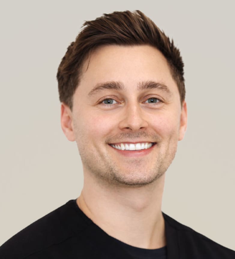 Dr. Quinton Bunten-Walberg, Dentist in Garrison Woods Dental - Portrait Photo