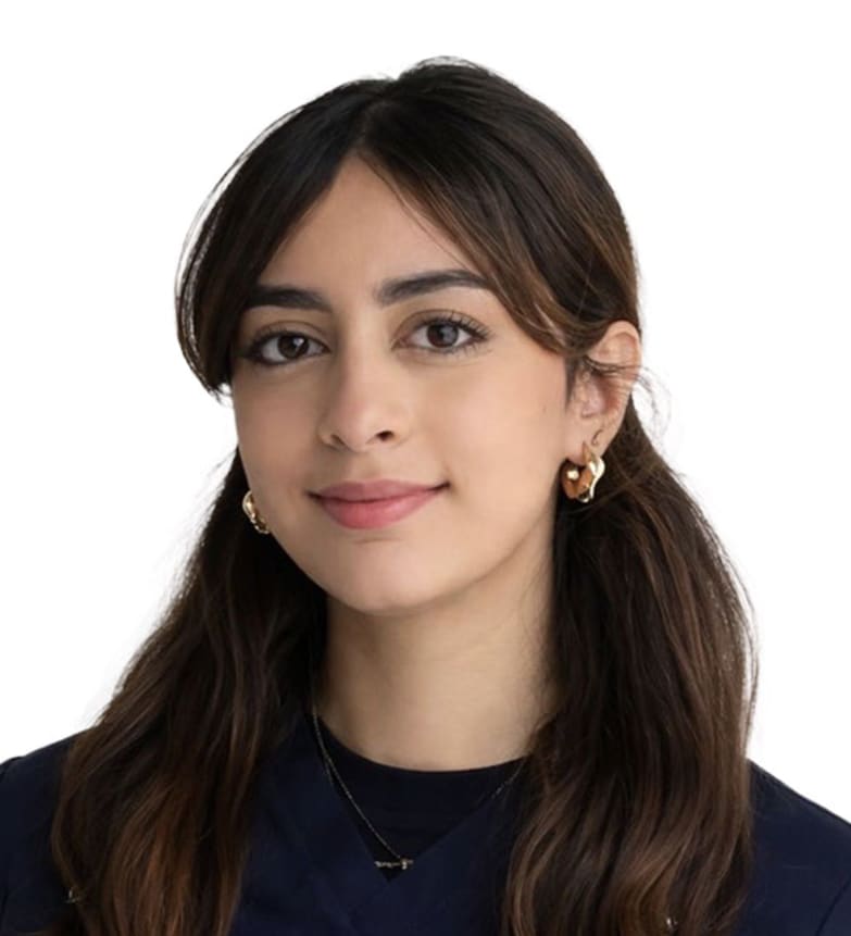 Dr. Maida Ayyaz, Dentist in Fairview Dentistry - Portrait Photo