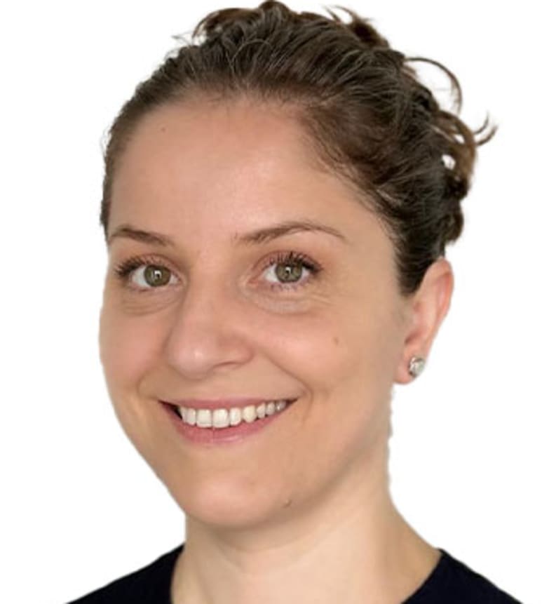 Dr. Blerina Kadiu, Dentist in Rideau Dental Centre - Portrait Photo