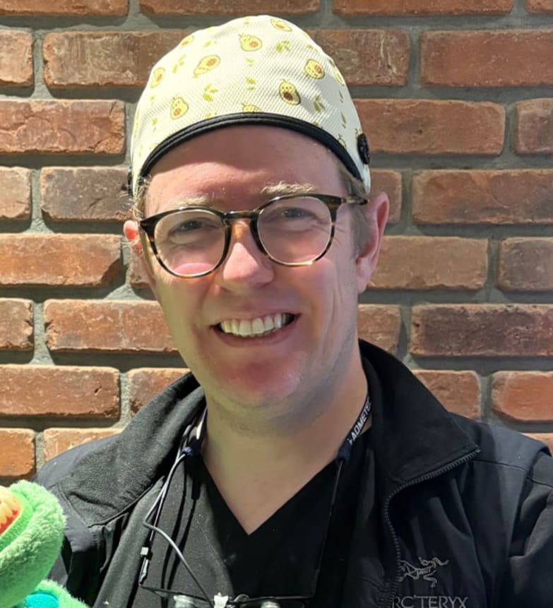 Dr. Gregory Allan, Dentist in Mountain View Dental Centre - Portrait Photo