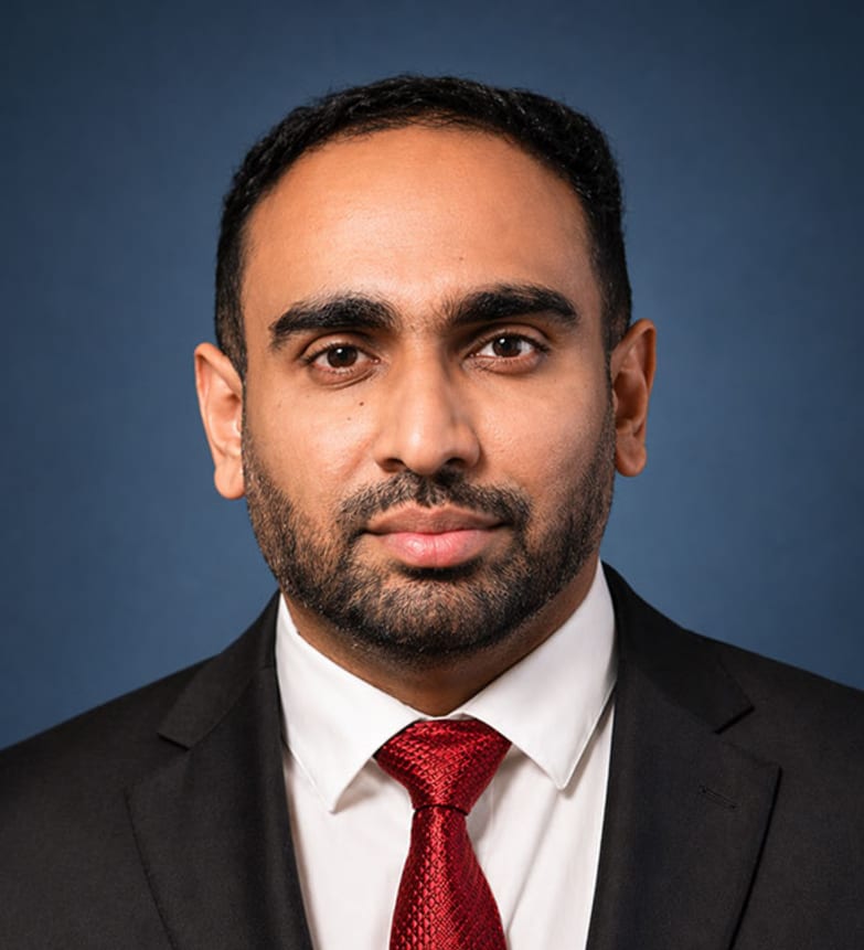 Dr. Geo Mani, Dentist in Demmings Dental Group - Portrait Photo