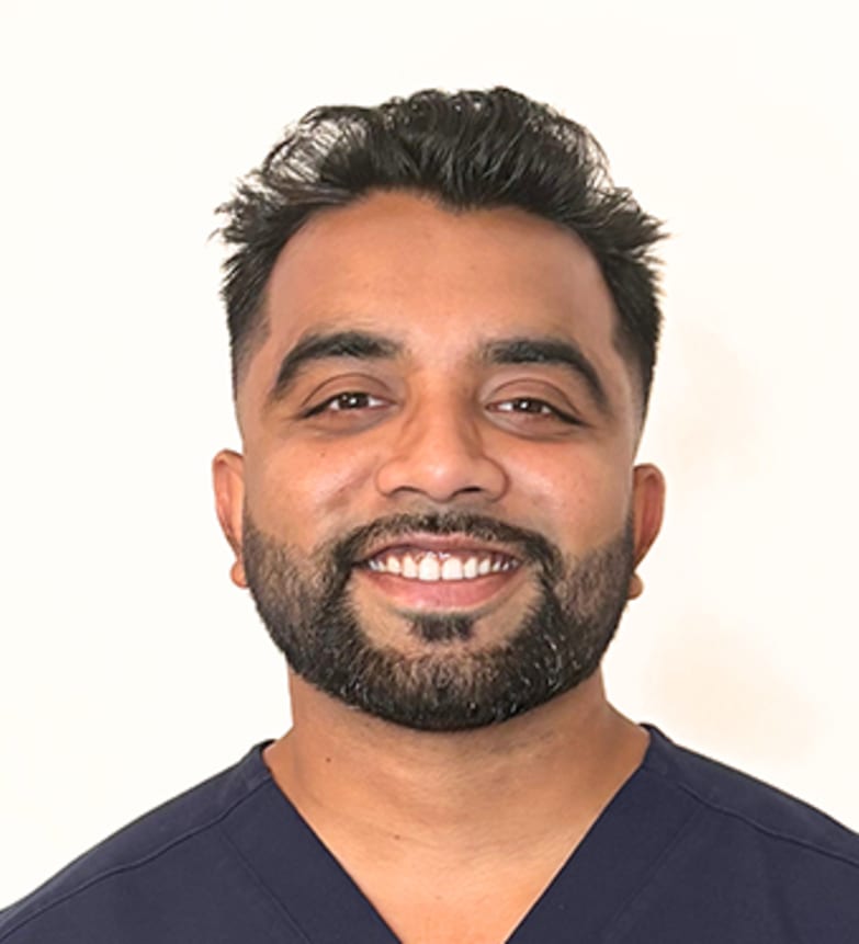 Dr Krishnaa Siva, dentiste, Centre dentaire Île-Perrot - Photo portrait