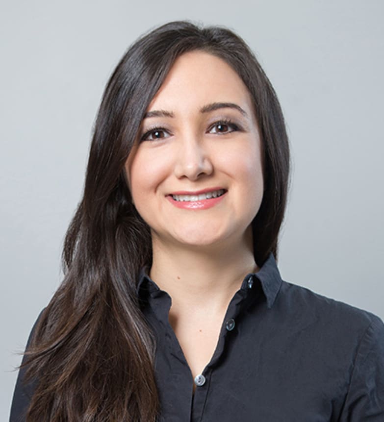Dr. Mahsa Mehrabzadeh, Dentist in Birchmount Dental Group - Portrait Photo