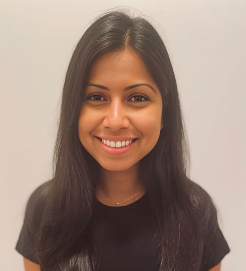 Dr. Susan Banga, Dentist in Kaplan Dental Clinic - Portrait Photo