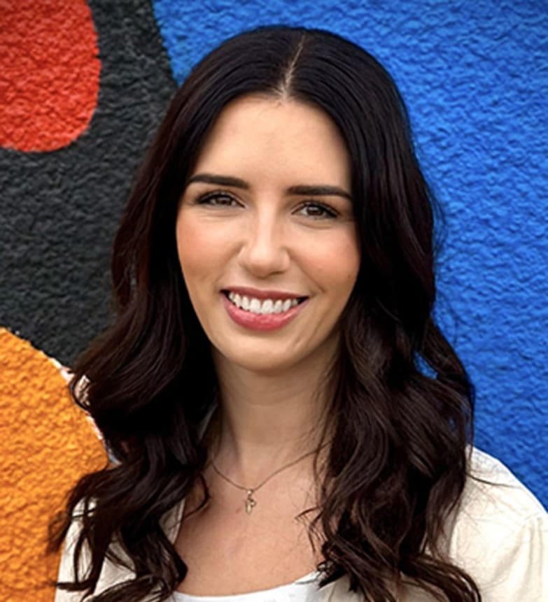 Dr. Vanessa Shewchuk, Dentist in Apple Dental Care - Portrait Photo