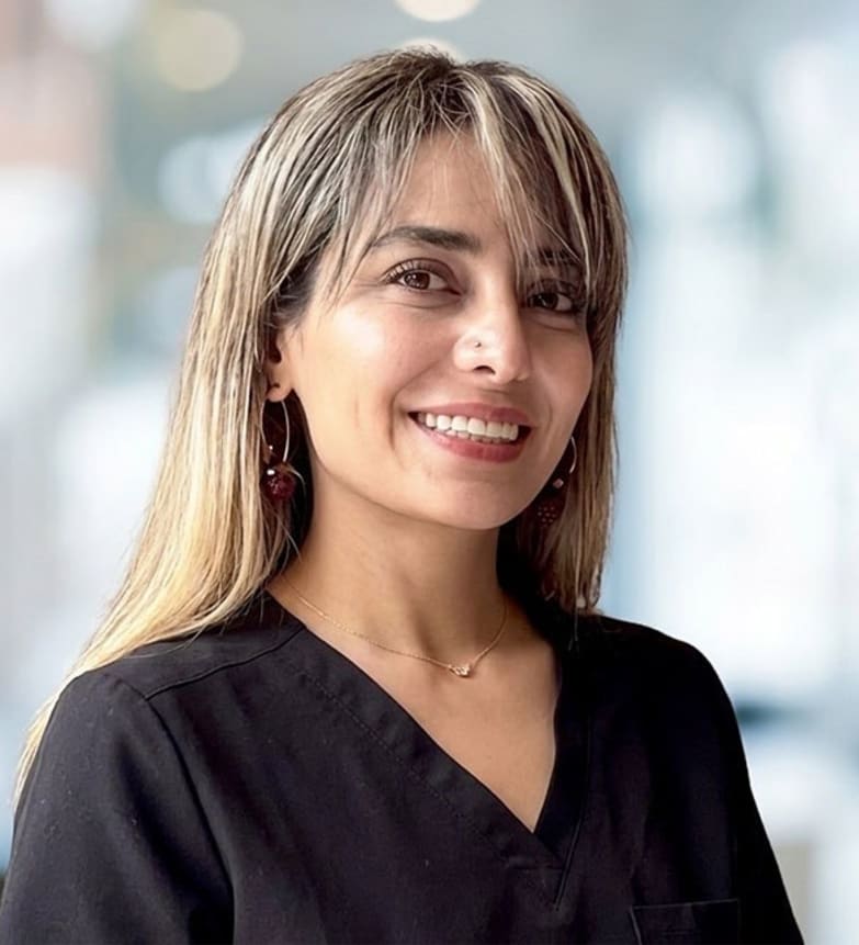 Dr. Nasim Hashemi, Dentist in Bloor Kipling Dentistry - Portrait Photo