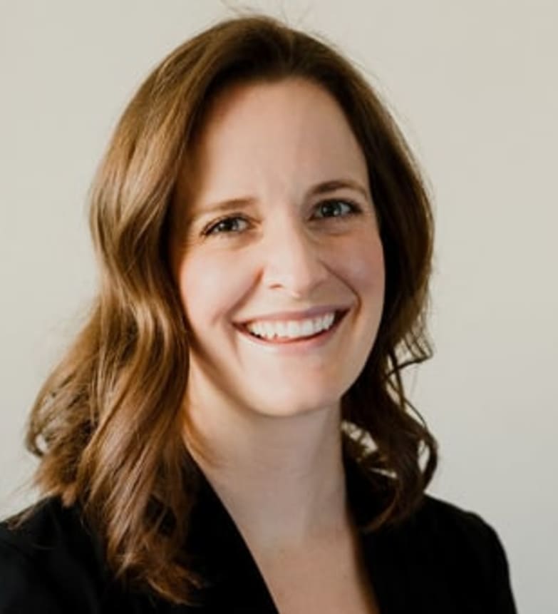 Dr. Danielle Cassidy, Dentist in Spackman Dental - Portrait Photo