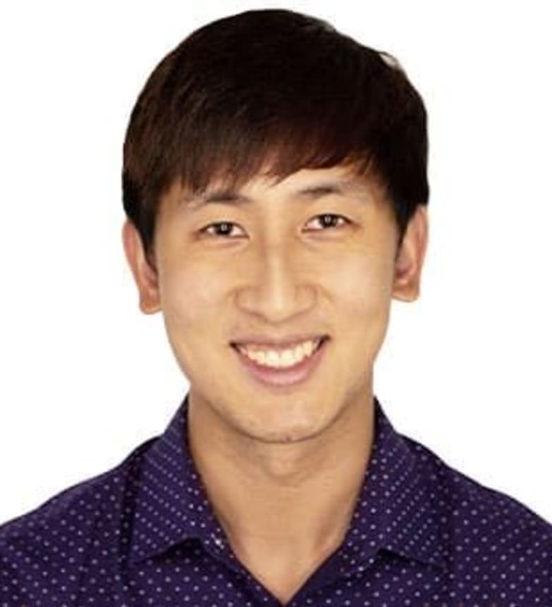 Dr. Huei Cheung, Dentist in Assiniboine Dental Group - Portrait Photo