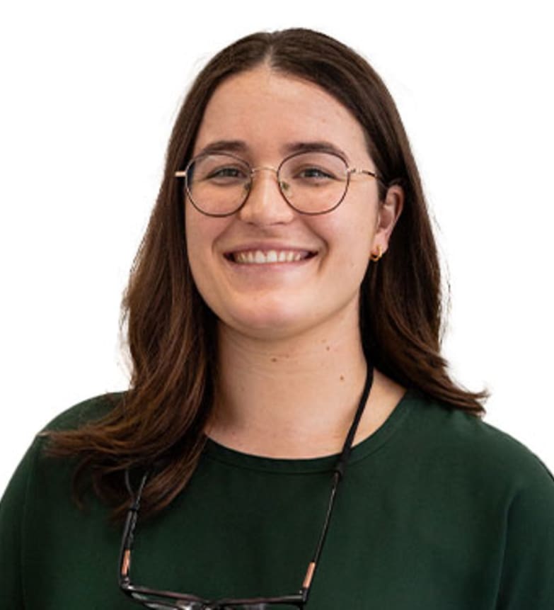 Dre Laurence St-Jean, dentiste, Centre Dentaire Deslauriers - Photo portrait