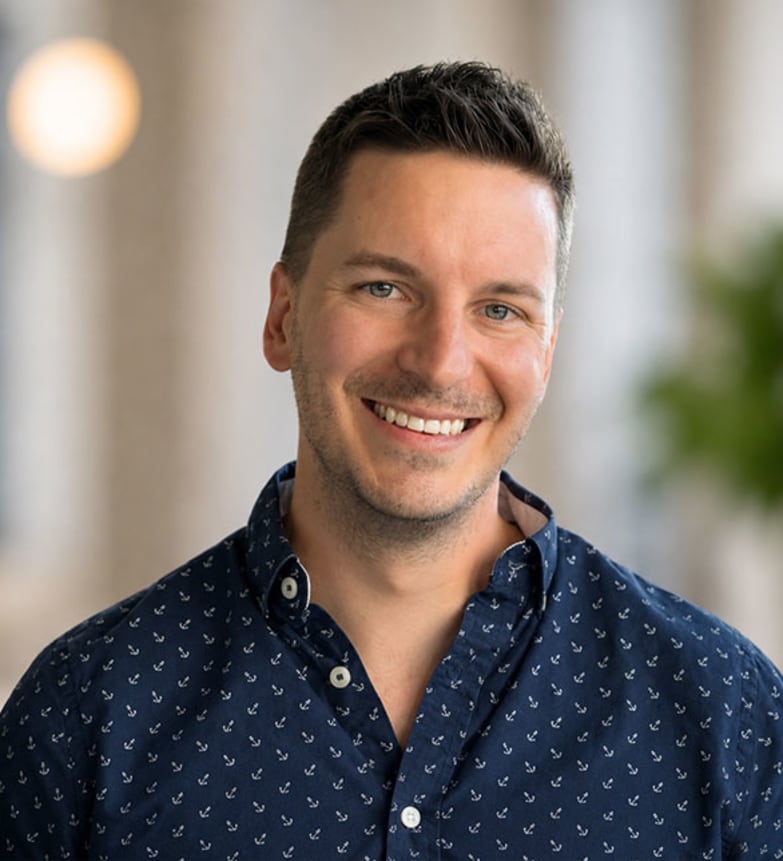 Dr. Michael Coyne, Dentist in Hollinger Dental Group - Portrait Photo