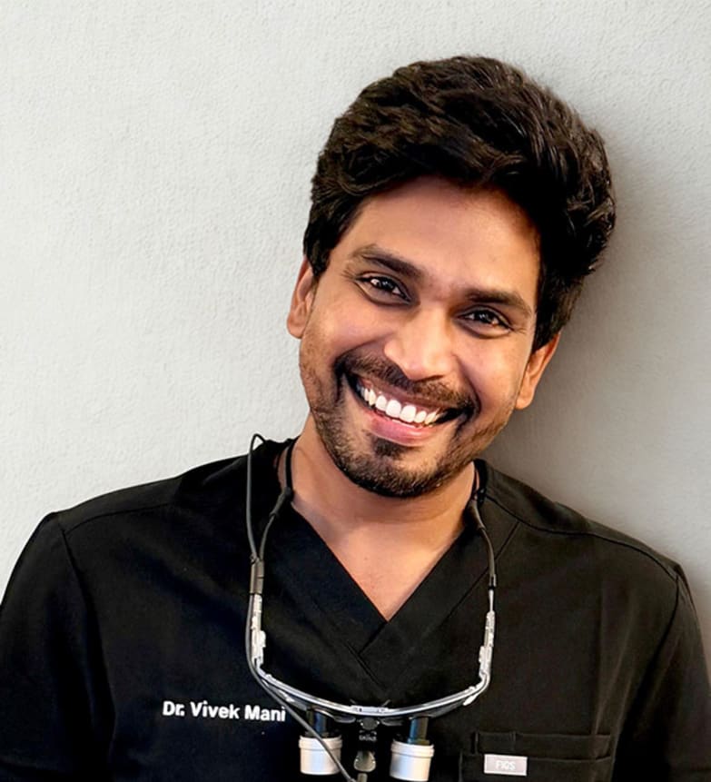 Dr. Vivek Mani, Dentist in Montrose Dental - Portrait Photo