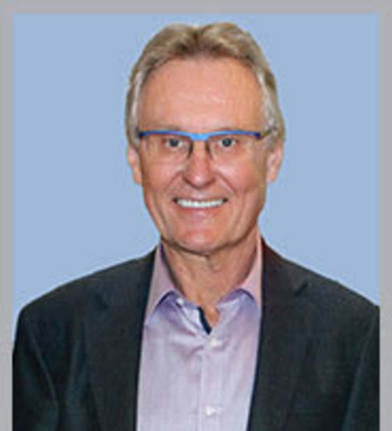 Dr. Enrico Azarko, Dentist in Emergency Dental Clinic Edmonton - Portrait Photo