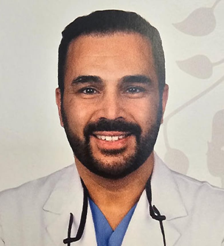 Dr. Firas Baghdadi, Dentist in Clinique Dentaire Écladent - Portrait Photo