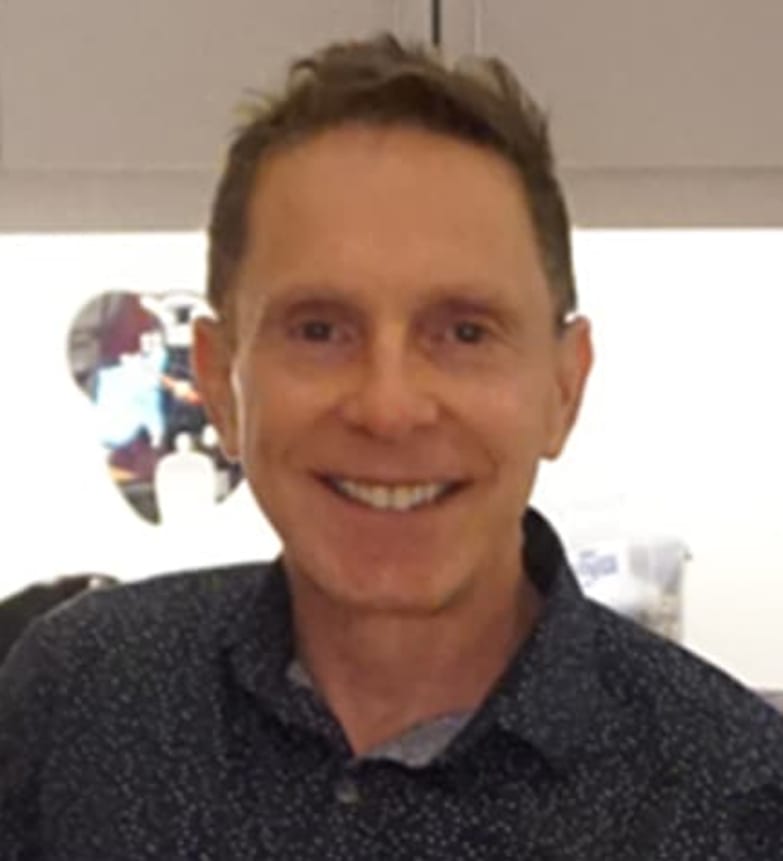Dr. Alex Wakter, Dentist in Ottawa Downtown Dentist - Portrait Photo