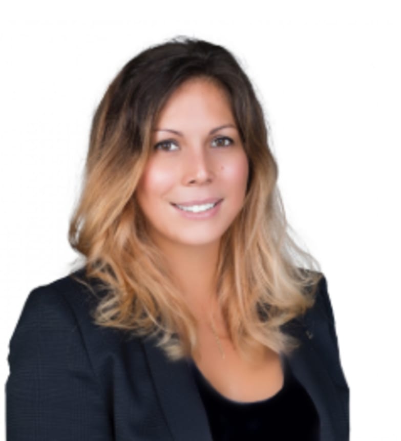 Dr. Kostantina Abate, Dentist in Dawson Dental - Rosedale - Portrait Photo