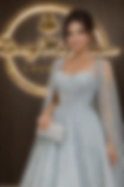 فساتين للايجار للتواصل حاكيني خاص