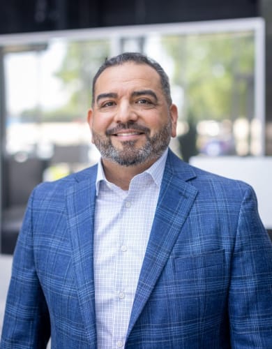 Robert Esparza