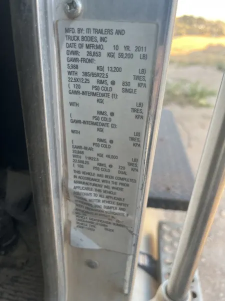 2012 Kenworth T800 Truck Tractor - Image 7