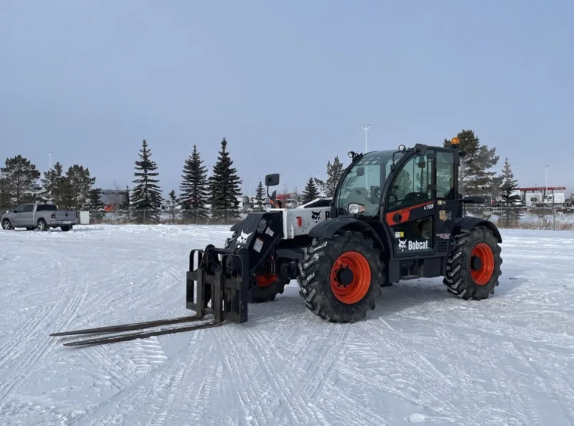 2018 Bobcat V723 Telehandler - Image 5