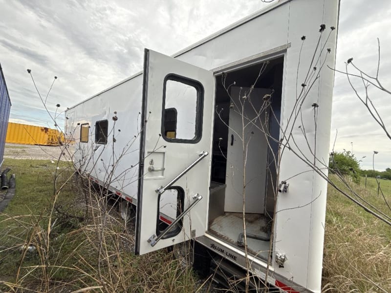Office Trailer - Image 5