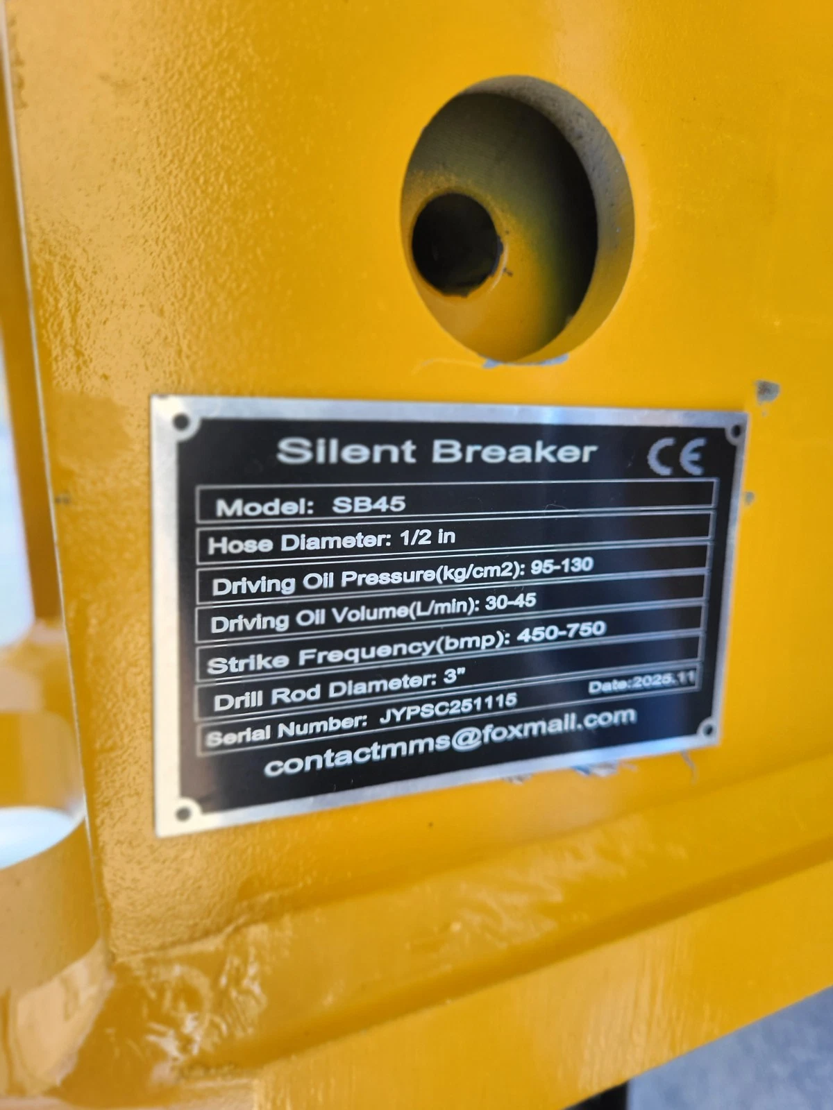 Silent Breaker SB45 Hydraulic Hammer/Breaker Attachment - Image 5