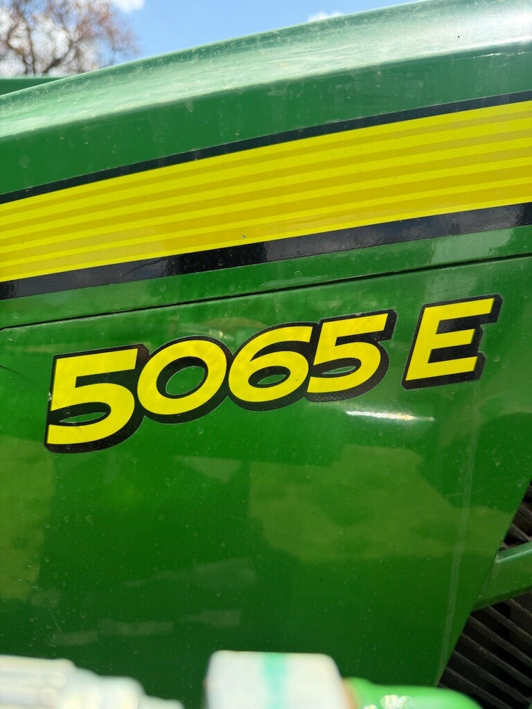 2022 John Deere 5065E Utility Tractor - Image 2