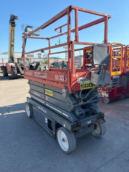 2018 Skyjack SJIII 3226 Electric Scissor Lift