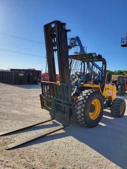 2018 JCB 940-4 Rough Terrain Forklift